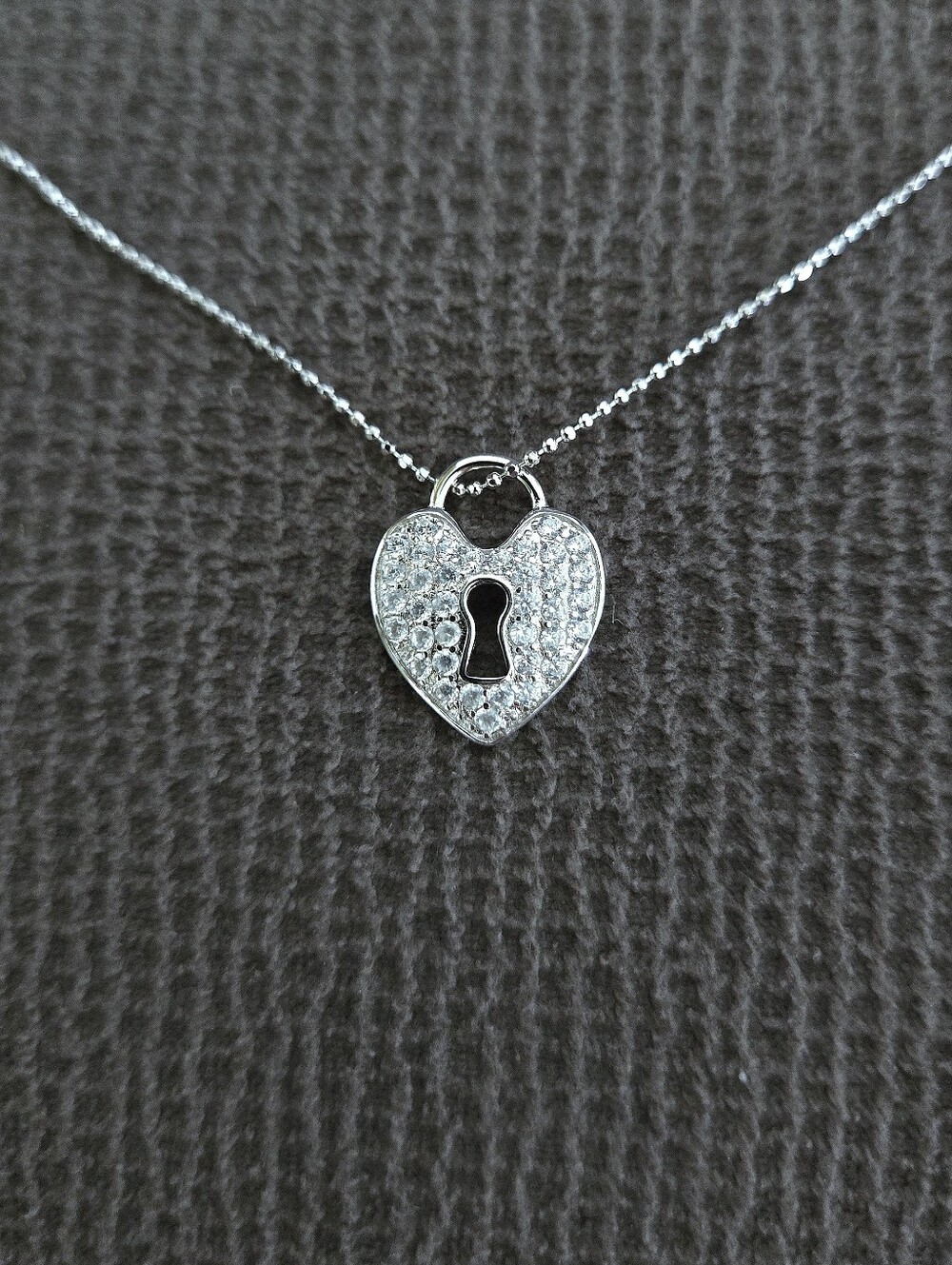 Ava Ro🚣 Silver Heart❤️ with Keyhole🗝️ Necklace